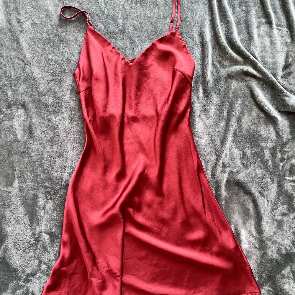 Audrey 3+1 Vibrant Red Satin Mini Dress